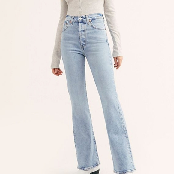 levis flares